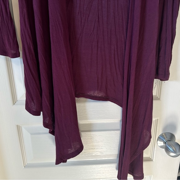 Mahina Hawaii Purple Lightweight Mid-Length Cardigan - Size M - Picture 3 of 4